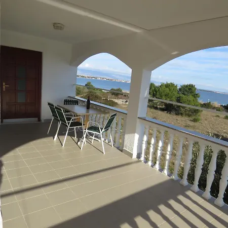Gogo Br 5 Apartment