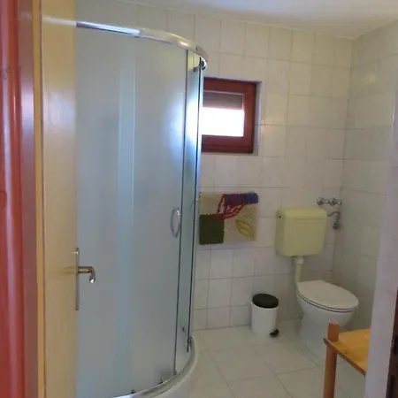 Apartment Gogo Br 5 Vir
