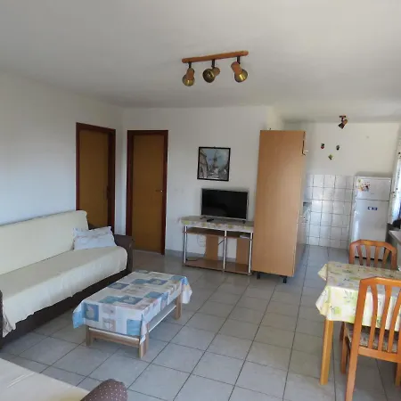 Gogo Br 5 Apartment *